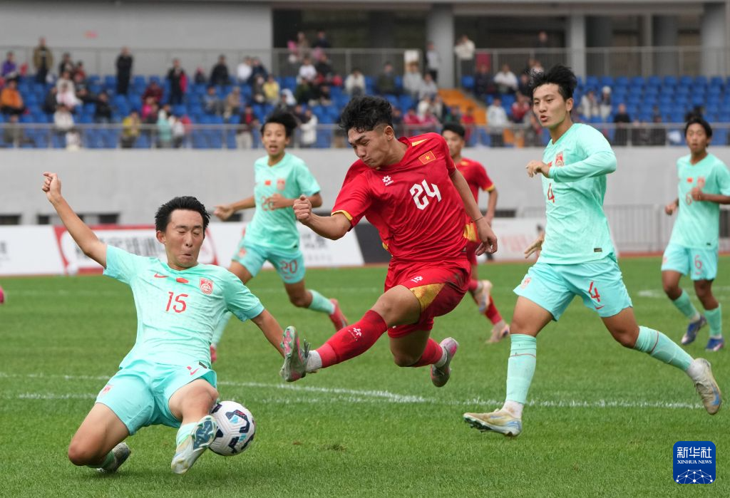 专业更符合中国人使用习惯。服务