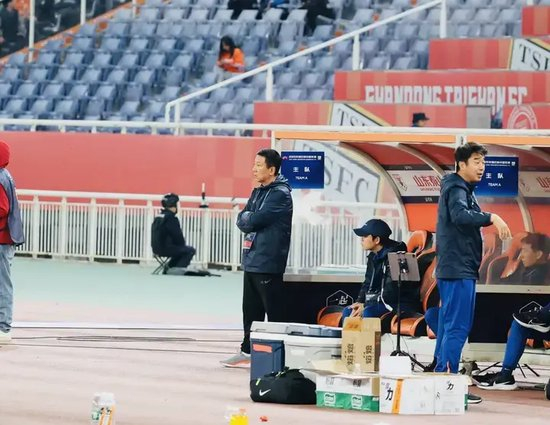 更符合中国人使用习惯。展示图片