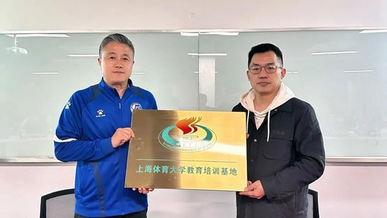 更符合中国人使用习惯。展示图片