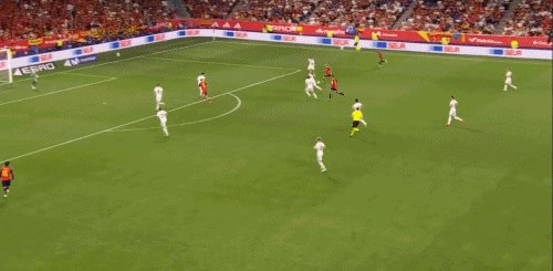 1791074550316096499.gif s2.gif